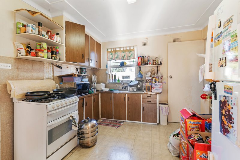 Photo - 45 Hamel Road, Mount Pritchard NSW 2170 - Image 4