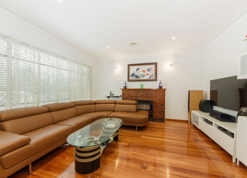 Photo - 45 Harmon Avenue, St Albans VIC 3021 - Image 2