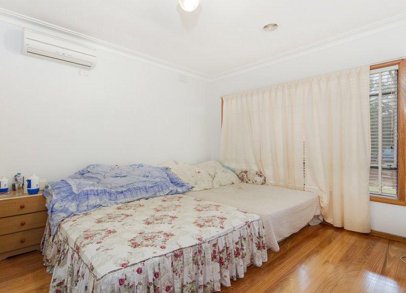 Photo - 45 Harmon Avenue, St Albans VIC 3021 - Image 4