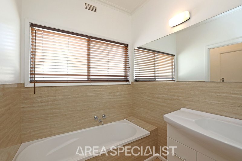 Photo - 45 Hector Street, Mildura VIC 3500 - Image 7