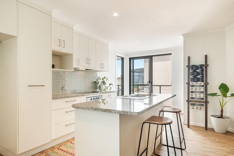 Photo - 4/5 Henry Philp Avenue, Ballina NSW 2478 - Image 3