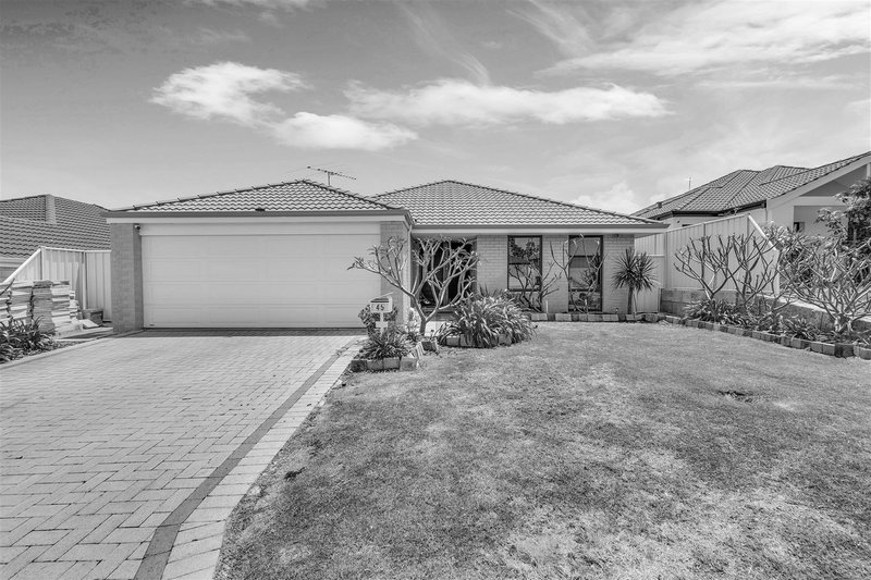 45 Highcliffe Circle, Lakelands WA 6180