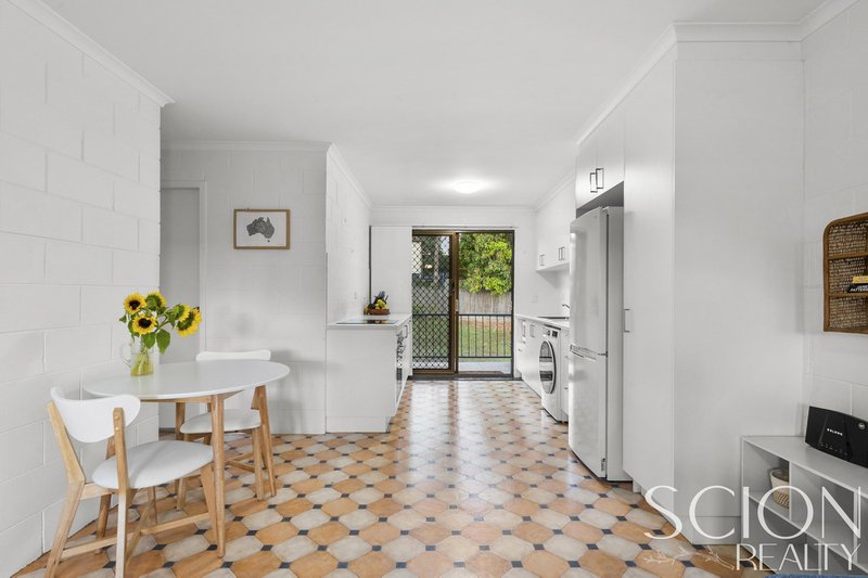 Photo - 4/5 Hill Street, Pomona QLD 4568 - Image 9