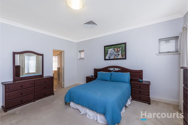 Photo - 45 Hinckley Parkway, Hocking WA 6065 - Image 7