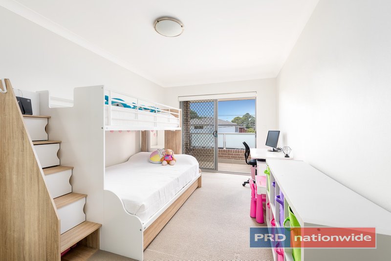 Photo - 45 Hodgkinson Crescent, Panania NSW 2213 - Image 5