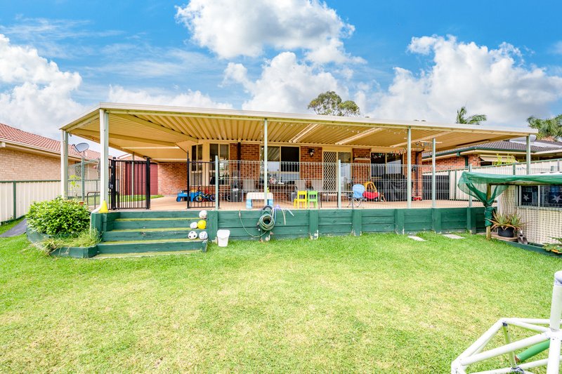 Photo - 45 Holwell Circuit, Raymond Terrace NSW 2324 - Image 9