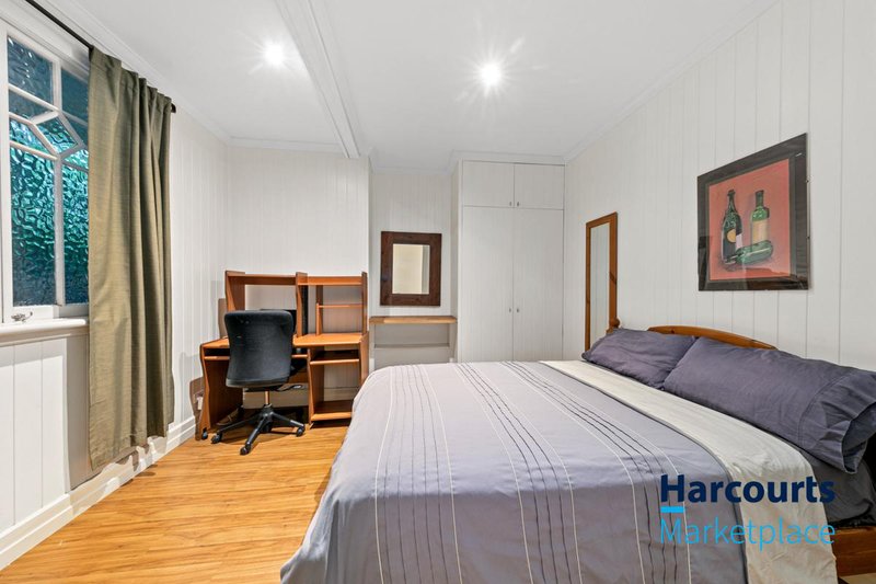 Photo - 45 Honour Avenue, Chelmer QLD 4068 - Image 10