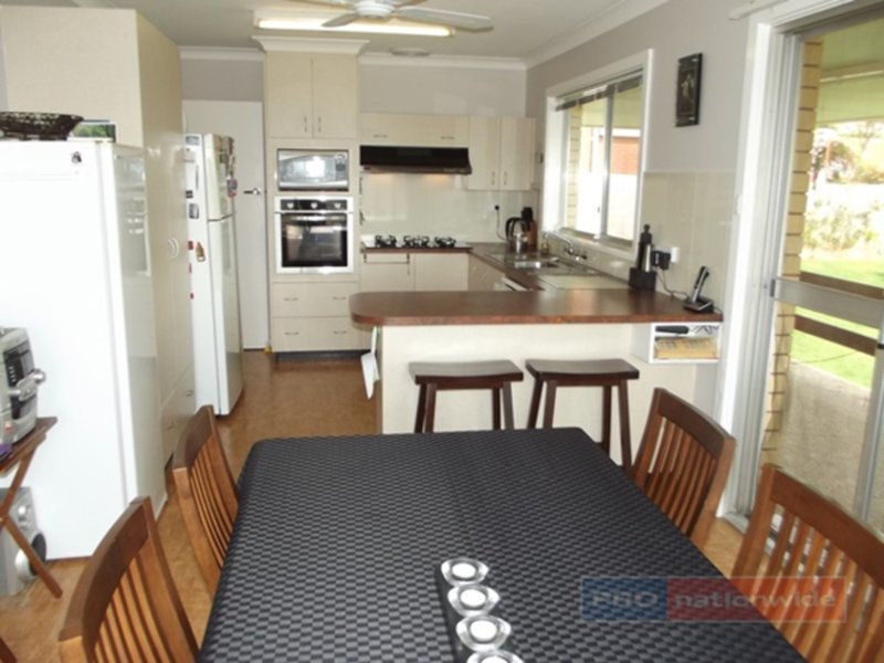 Photo - 45 Howick Street, Tumut NSW 2720 - Image 11