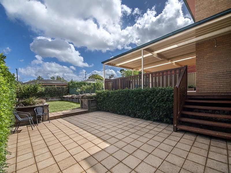 Photo - 45 Jacaranda Drive, Georges Hall NSW 2198 - Image 14