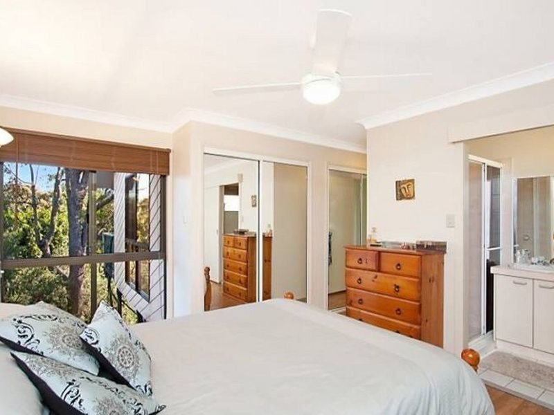 Photo - 45 Jarrahdale Drive, Elanora QLD 4221 - Image 8