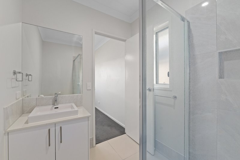 Photo - 45 Jasmine Avenue, Nirimba QLD 4551 - Image 15