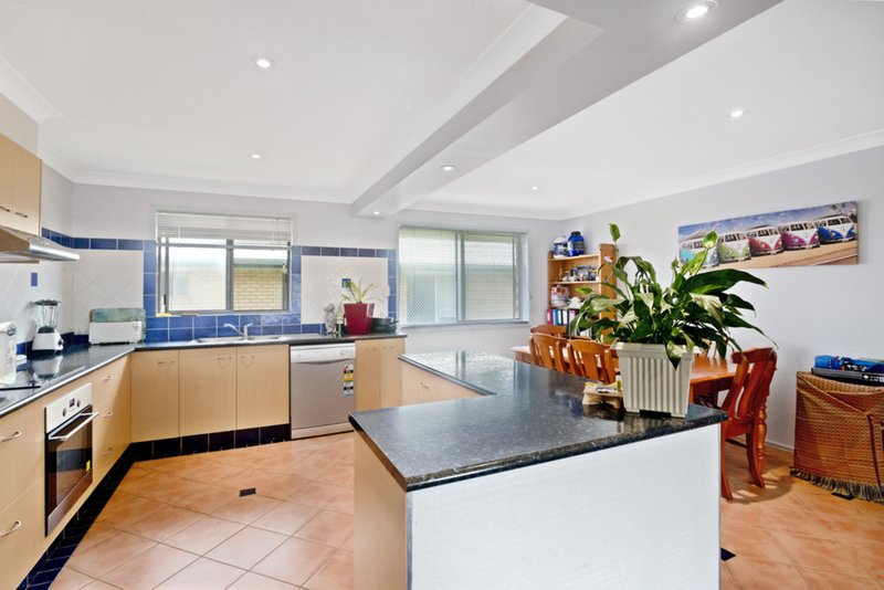 Photo - 4/5 Jodie Street, Tugun QLD 4224 - Image 2