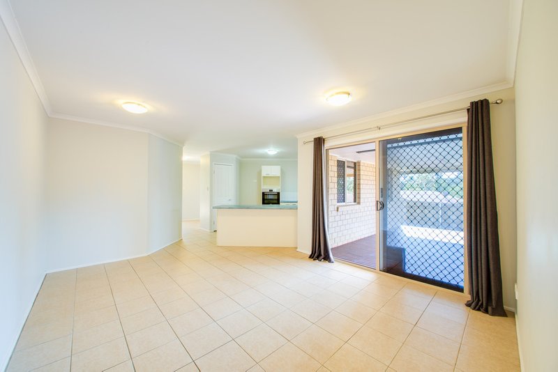 Photo - 45 Jupiter Street, Wulkuraka QLD 4305 - Image 6