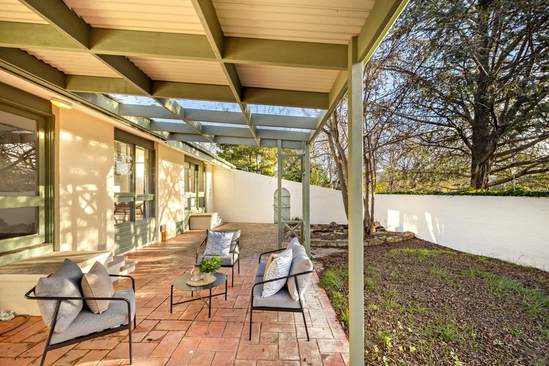 Photo - 45 Kambalda Crescent, Fisher ACT 2611 - Image 4