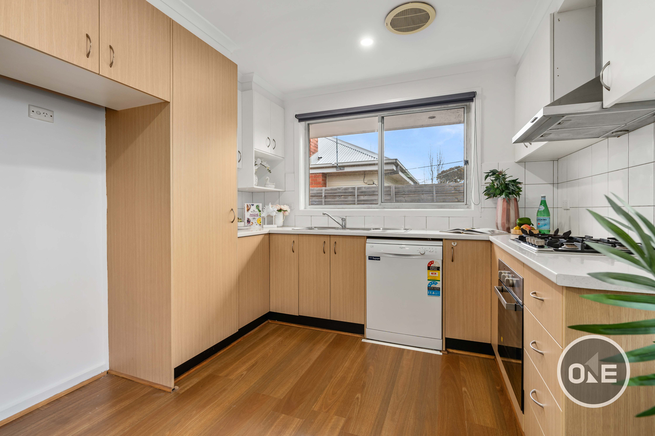 3-bedroom unit at 4/5-7 Keefer Street, Mordialloc, VIC 3195, , Victoria
