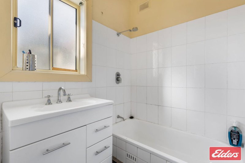 Photo - 45 Knowles Road, Elizabeth Vale SA 5112 - Image 9