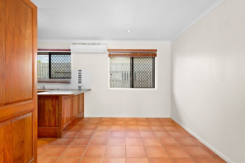 Photo - 45 Ladybird Street, Kallangur QLD 4503 - Image 8