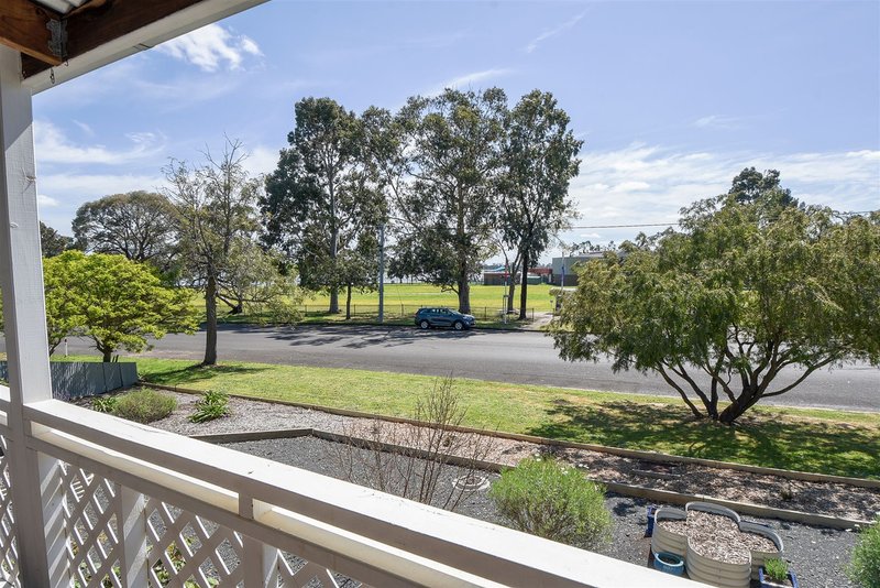 Photo - 45 Lake Street, Edenhope VIC 3318 - Image 2