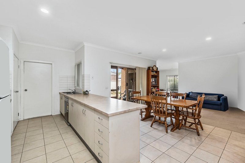 Photo - 45 Lawson Way, Caroline Springs VIC 3023 - Image 3