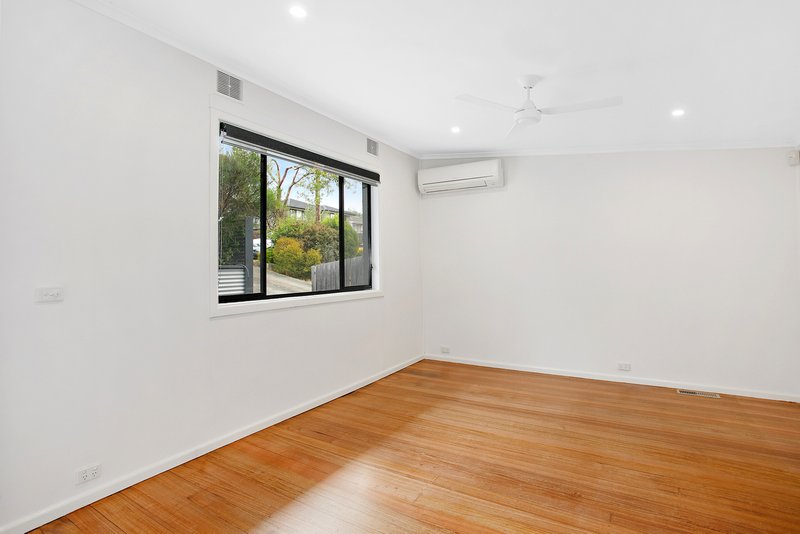 Photo - 45 Louis Street, Greensborough VIC 3088 - Image 7