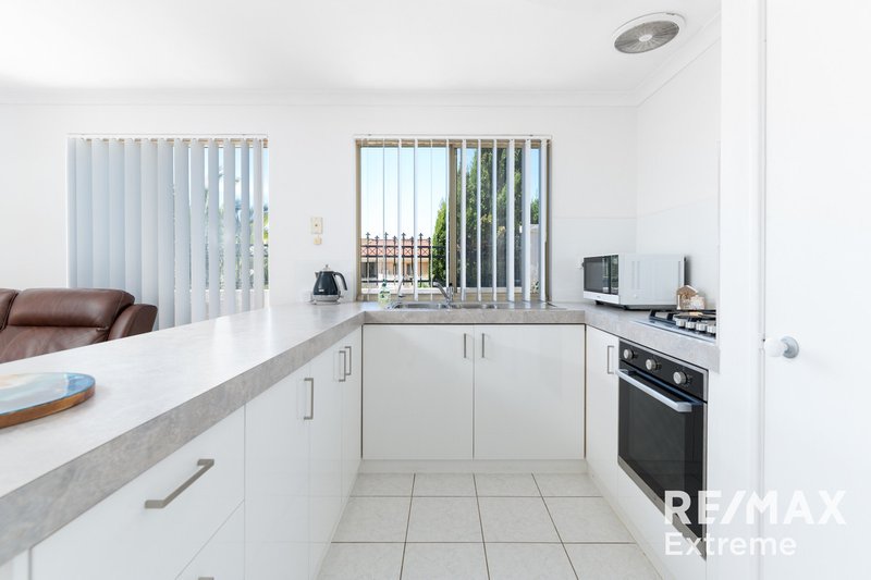 Photo - 4/5 Lucy Lane, Currambine WA 6028 - Image 9