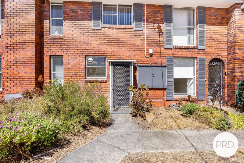 Photo - 4/5 Luttrell Avenue, Bellerive TAS 7018 - Image 11