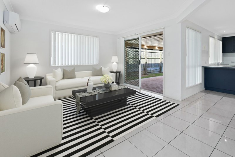 Photo - 45 Macfarlan Street, Birkdale QLD 4159 - Image 3