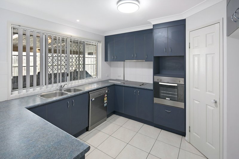 Photo - 45 Macfarlan Street, Birkdale QLD 4159 - Image 5