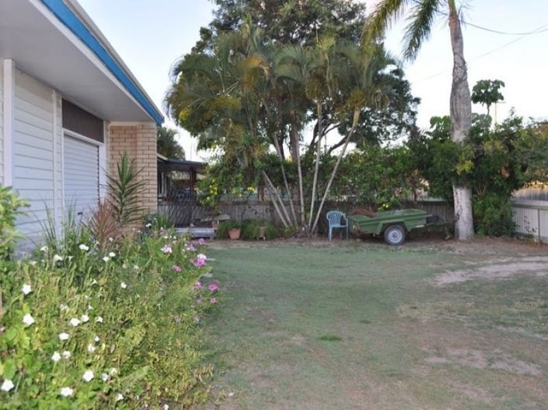 Photo - 45 Maple Drive, Andergrove QLD 4740 - Image 11