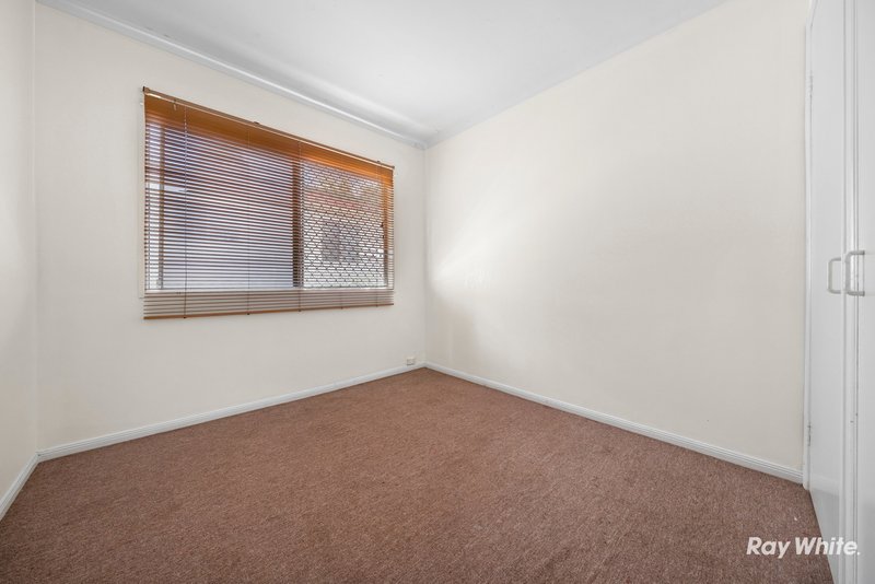 Photo - 45 Maple Street, Kingston QLD 4114 - Image 6