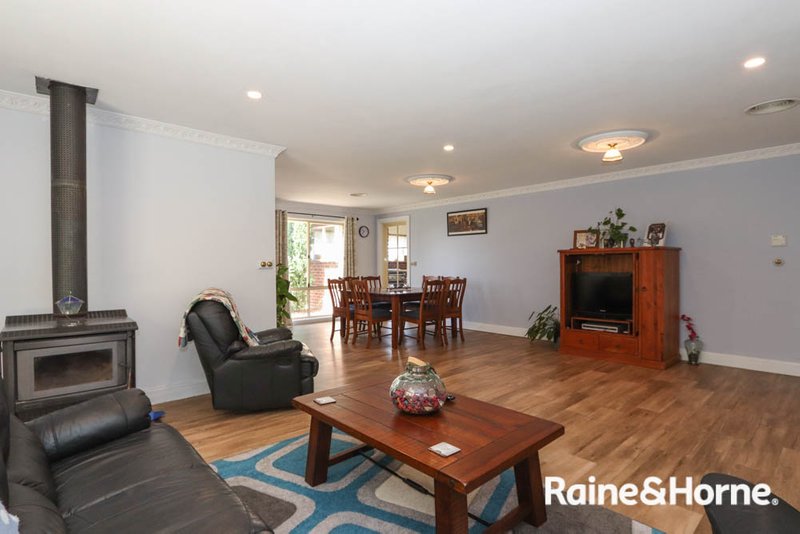 Photo - 45 Marion Close, Wimbledon NSW 2795 - Image 5