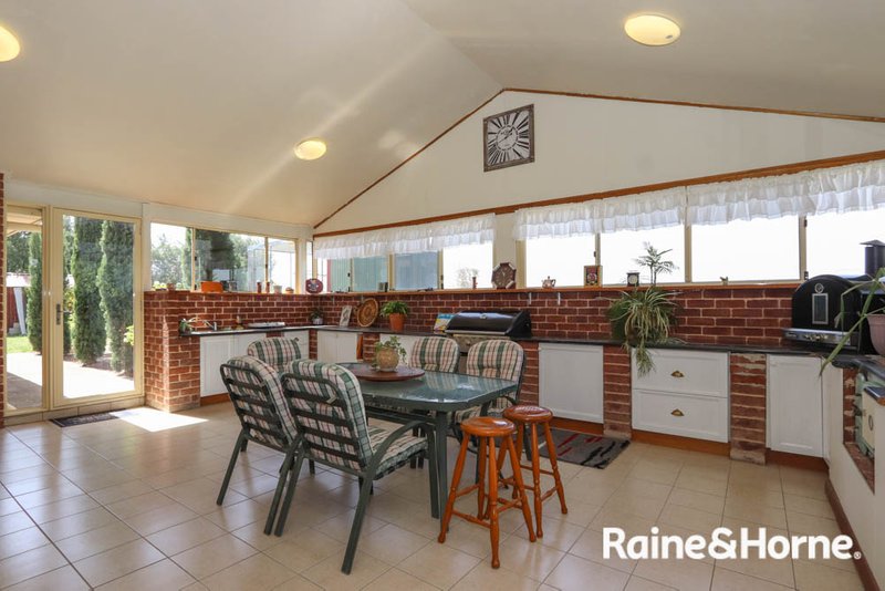 Photo - 45 Marion Close, Wimbledon NSW 2795 - Image 9