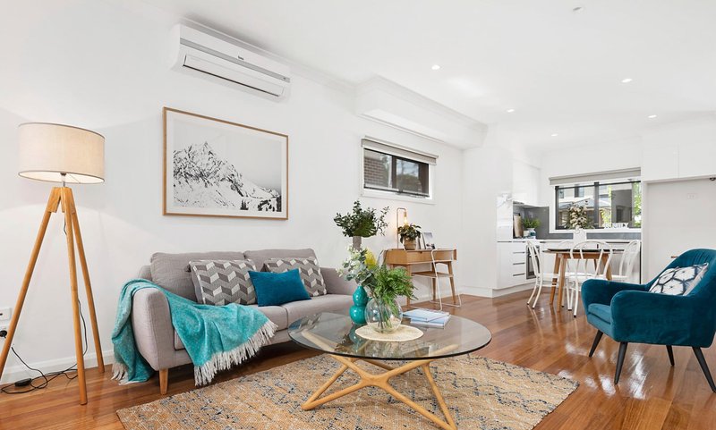 Photo - 4/5 Mcewan Road, Heidelberg Heights VIC 3081 - Image 3