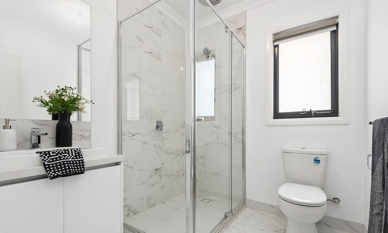 Photo - 4/5 Mcewan Road, Heidelberg Heights VIC 3081 - Image 8