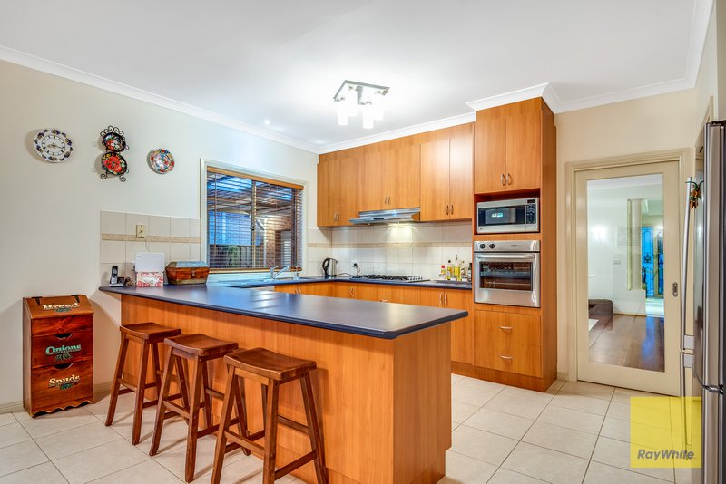 Photo - 45 Mcmahon Crescent, Tarneit VIC 3029 - Image 13