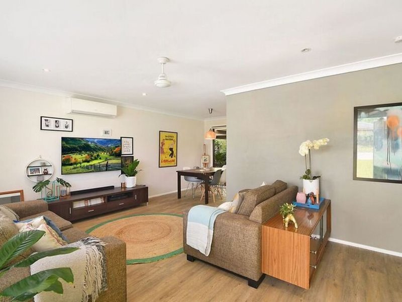 Photo - 45 Melrose Avenue, Gorokan NSW 2263 - Image 4