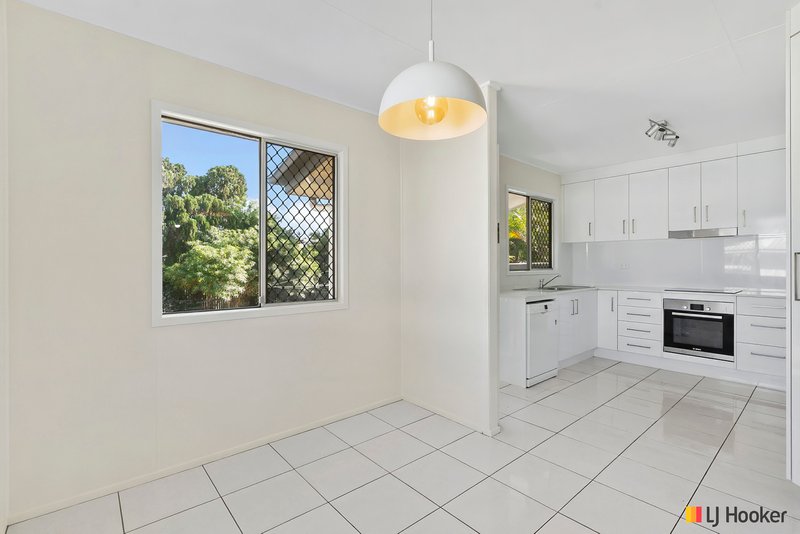 Photo - 45 Menzies Street, Park Avenue QLD 4701 - Image 3