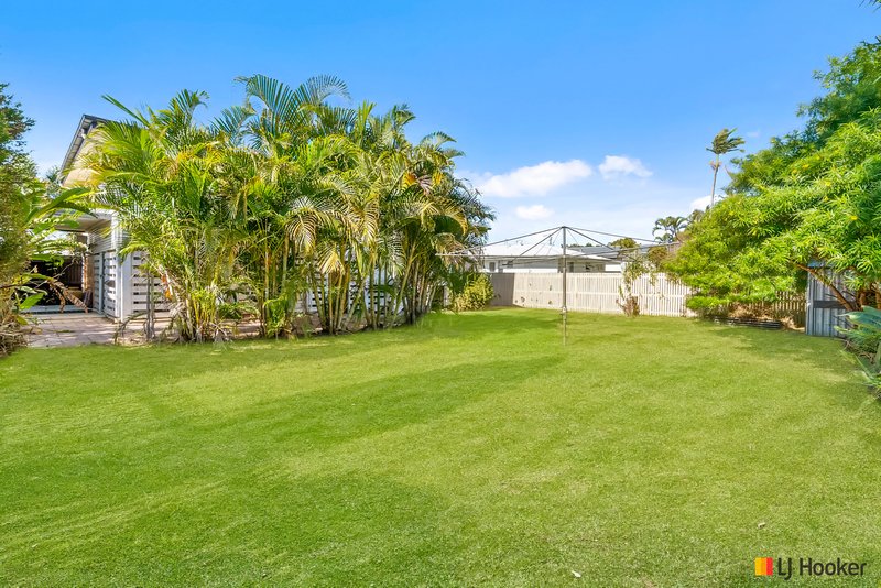 Photo - 45 Menzies Street, Park Avenue QLD 4701 - Image 12
