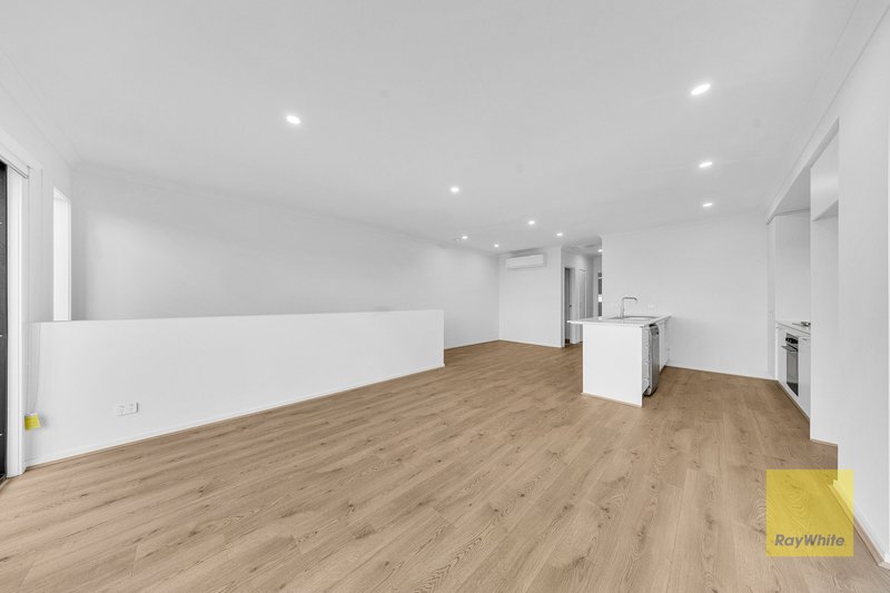 Photo - 45 Messara Walk, Truganina VIC 3029 - Image 7