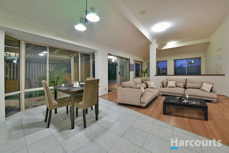 Photo - 45 Mint Circuit, Banksia Grove WA 6031 - Image 8