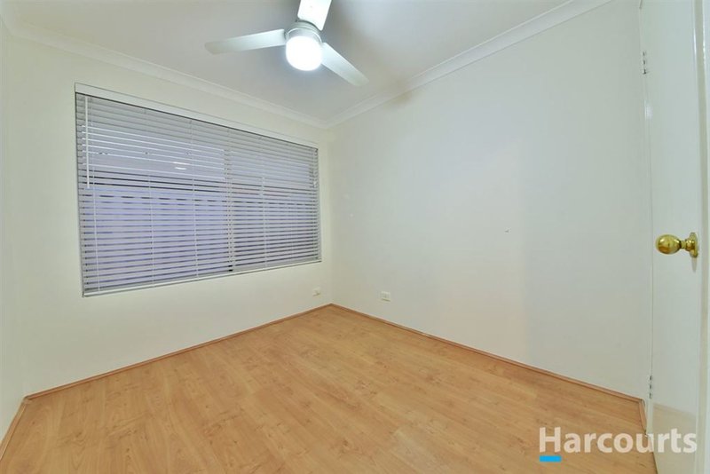 Photo - 45 Mint Circuit, Banksia Grove WA 6031 - Image 16