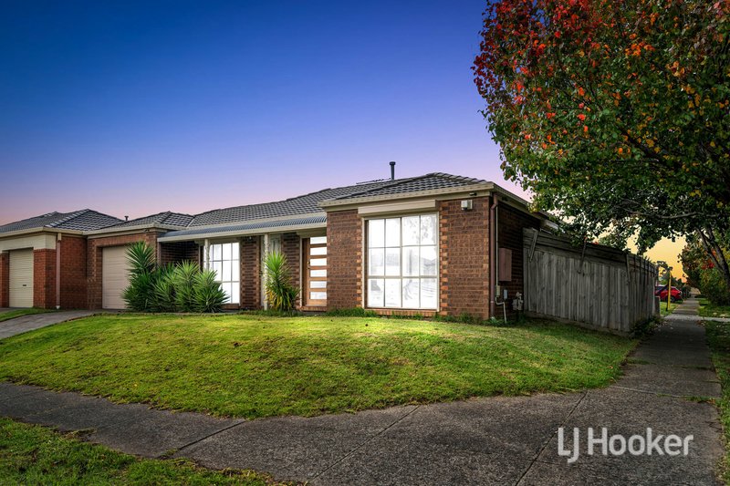 Photo - 45 Miralie Way, Cranbourne West VIC 3977 - Image 12