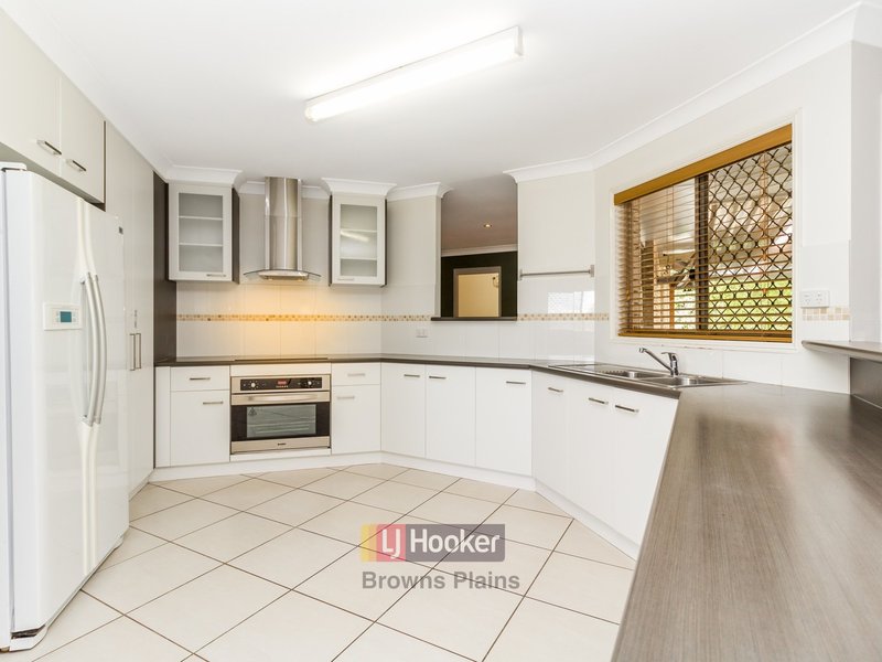 Photo - 45 Mortlake Crescent, Boronia Heights QLD 4124 - Image 3