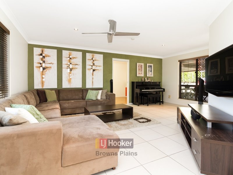 Photo - 45 Mortlake Crescent, Boronia Heights QLD 4124 - Image 5