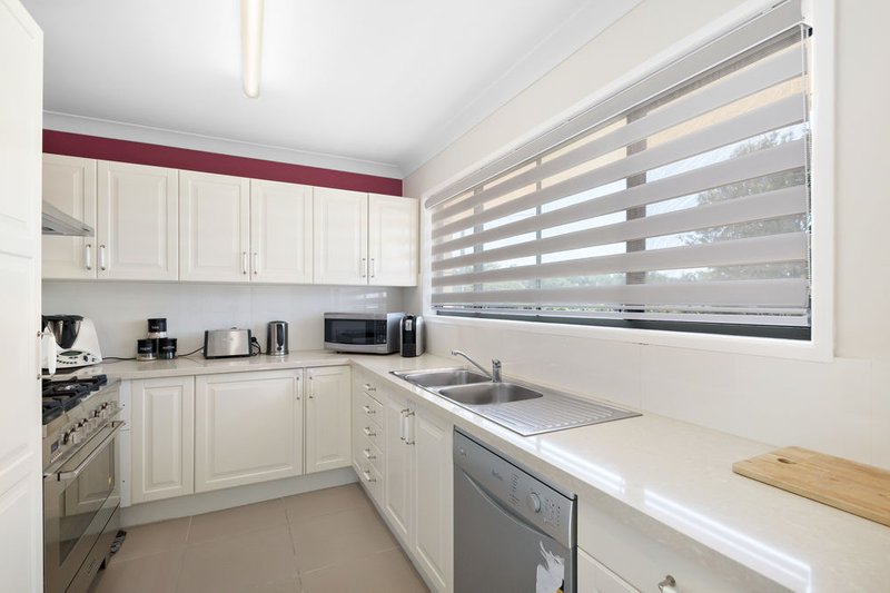 Photo - 45 Narellan Street, Arana Hills QLD 4054 - Image 11