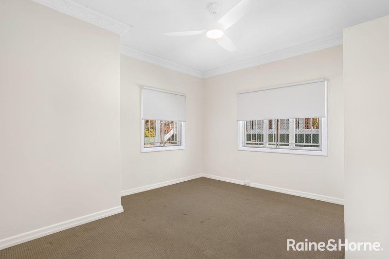 Photo - 45 Newcross Street, Indooroopilly QLD 4068 - Image 4