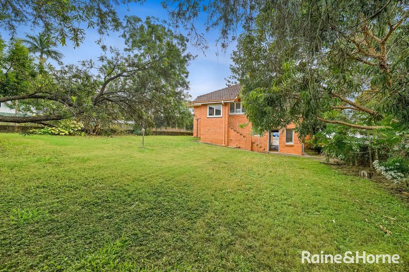 Photo - 45 Newcross Street, Indooroopilly QLD 4068 - Image 8
