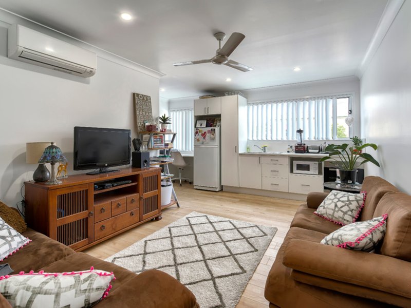 Photo - 45 Nudgee Road, Hamilton QLD 4007 - Image 4