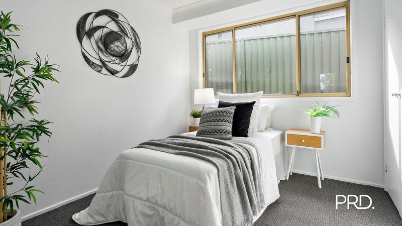 Photo - 45 Oleander Crescent, Riverstone NSW 2765 - Image 4