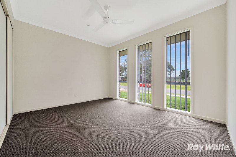 Photo - 45 Oxford Street, North Booval QLD 4304 - Image 4